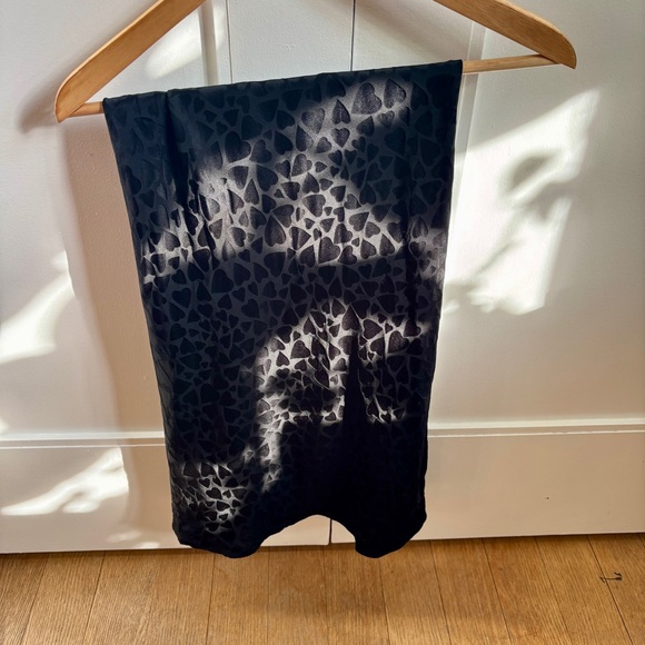 REALISATION PAR Naomi silk skirt in black Romance pattern - Picture 4 of 9